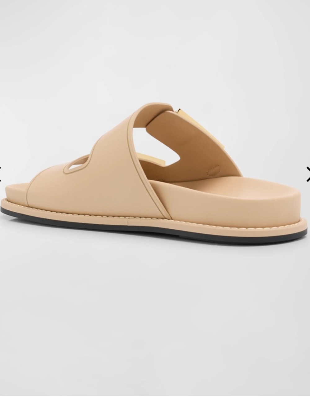 Fendi
F Buckle Leather Slide Sandals
$995
Color:BEIGE
Gently used
9.5B / 39.5EU - Picture 5 of 16